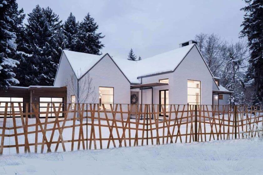 Corten-teräksestä valmistettu „Marian“-aita
